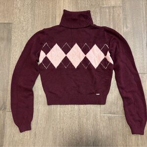 Hollister Burgundy and Pink Argyle Turtleneck Sweater